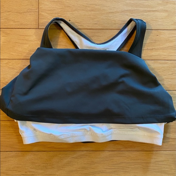 New Balance tank top with built in sports bra sz L - Picture 4 of 4
